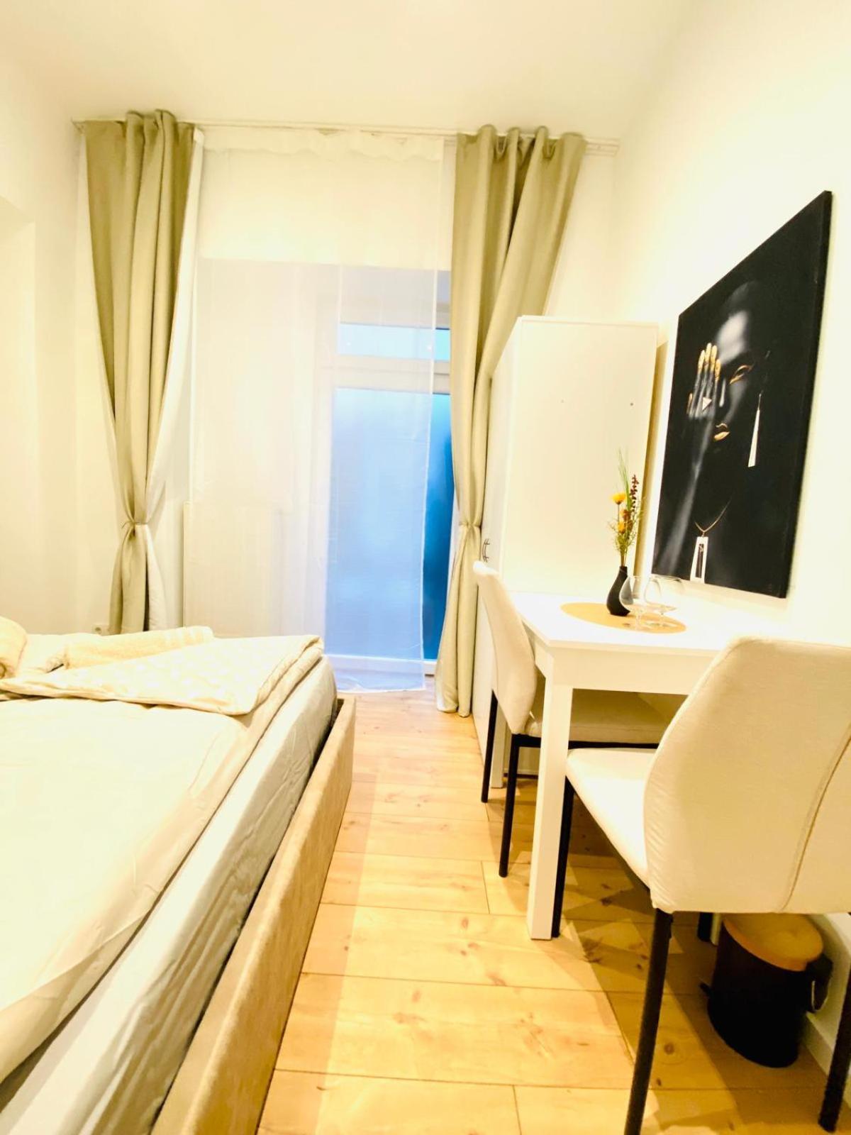 Amazing Gem 4-br Retreat Breathtaking Views Apartment *