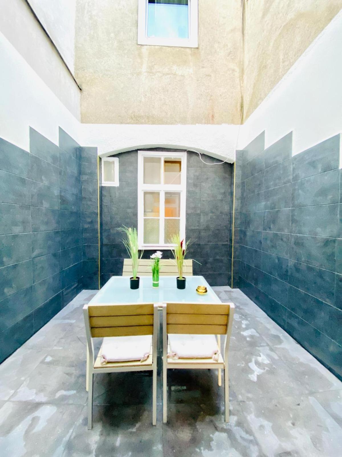 Amazing Gem 4-br Retreat Breathtaking Views Apartment Wien