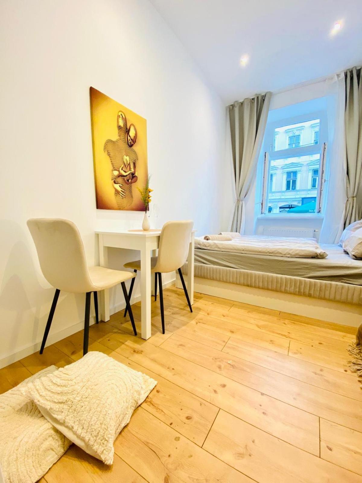 Apartment Amazing Gem 4-br Retreat Breathtaking Views Wien