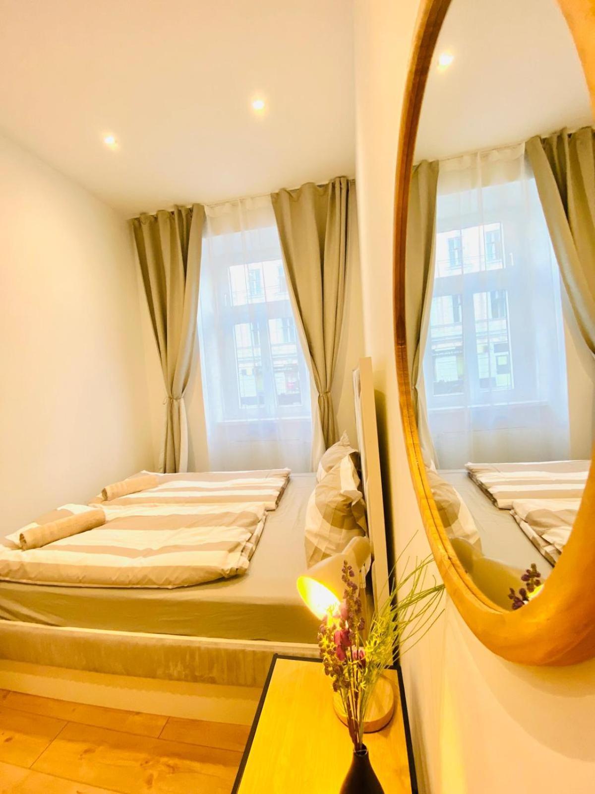 Apartment Amazing Gem 4-br Retreat Breathtaking Views *