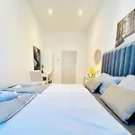 Amazing Gem 4-Br Retreat Breathtaking City Views